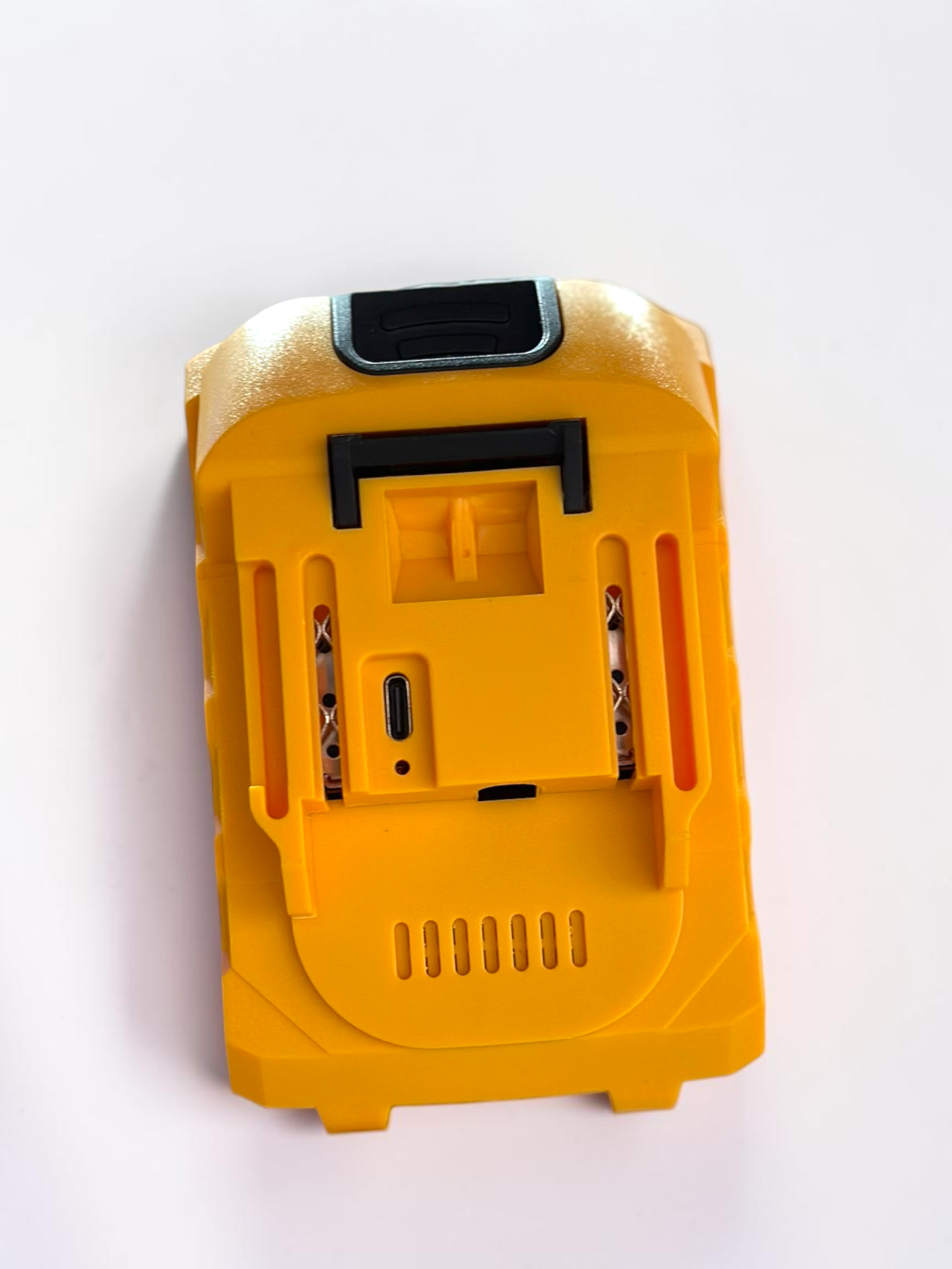OUD 18000mAh TYPE-C BATTERY